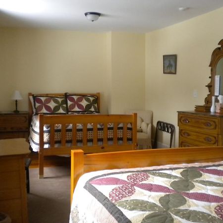 The Sterling Inn Caratunk Ngoại thất bức ảnh
